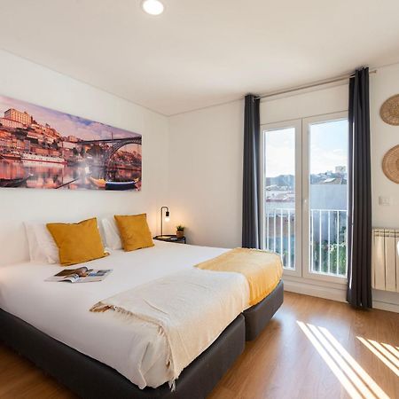 Joivy Olimpio Studio In The Heart Of The City Apartment Porto Bagian luar foto