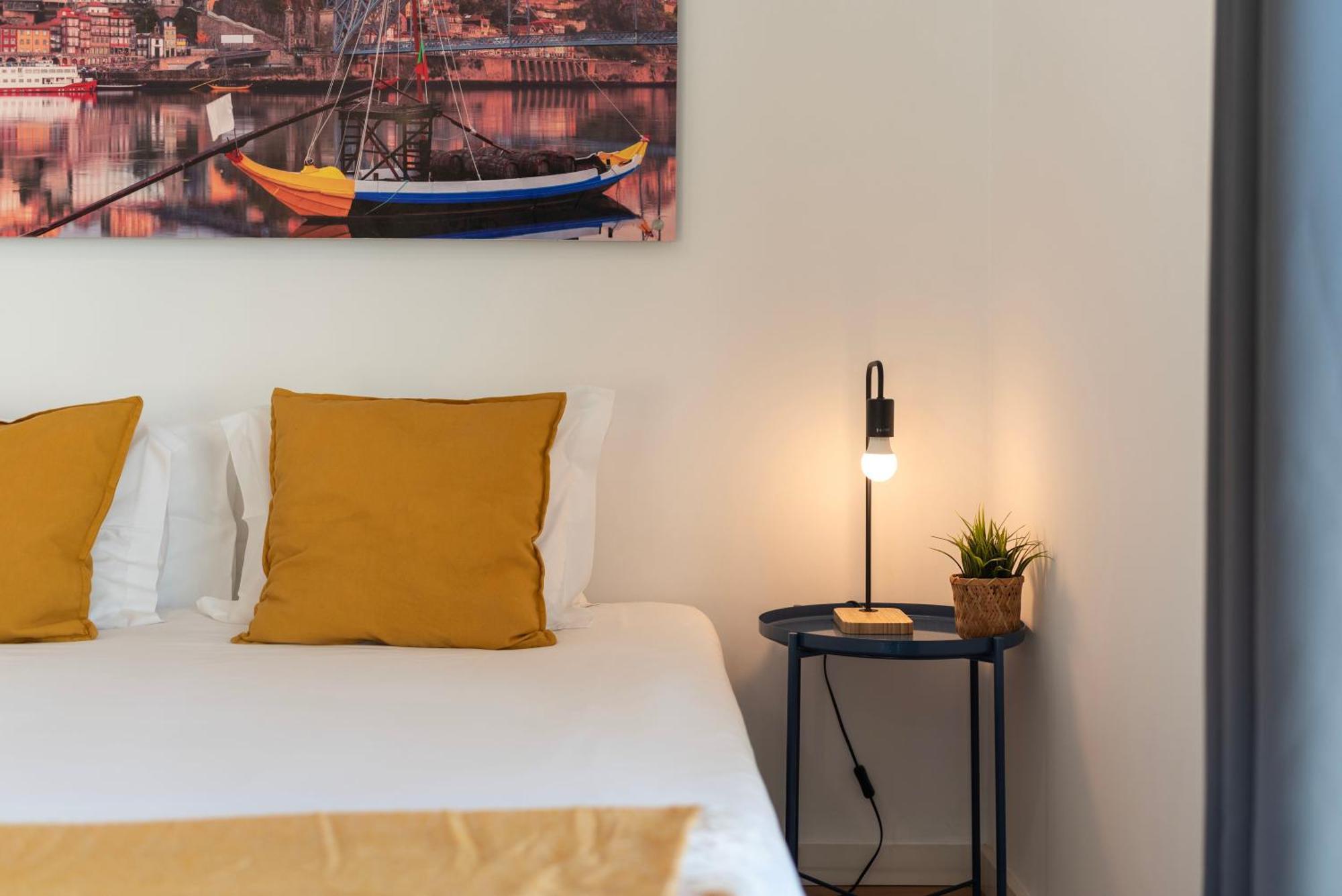 Joivy Olimpio Studio In The Heart Of The City Apartment Porto Bagian luar foto
