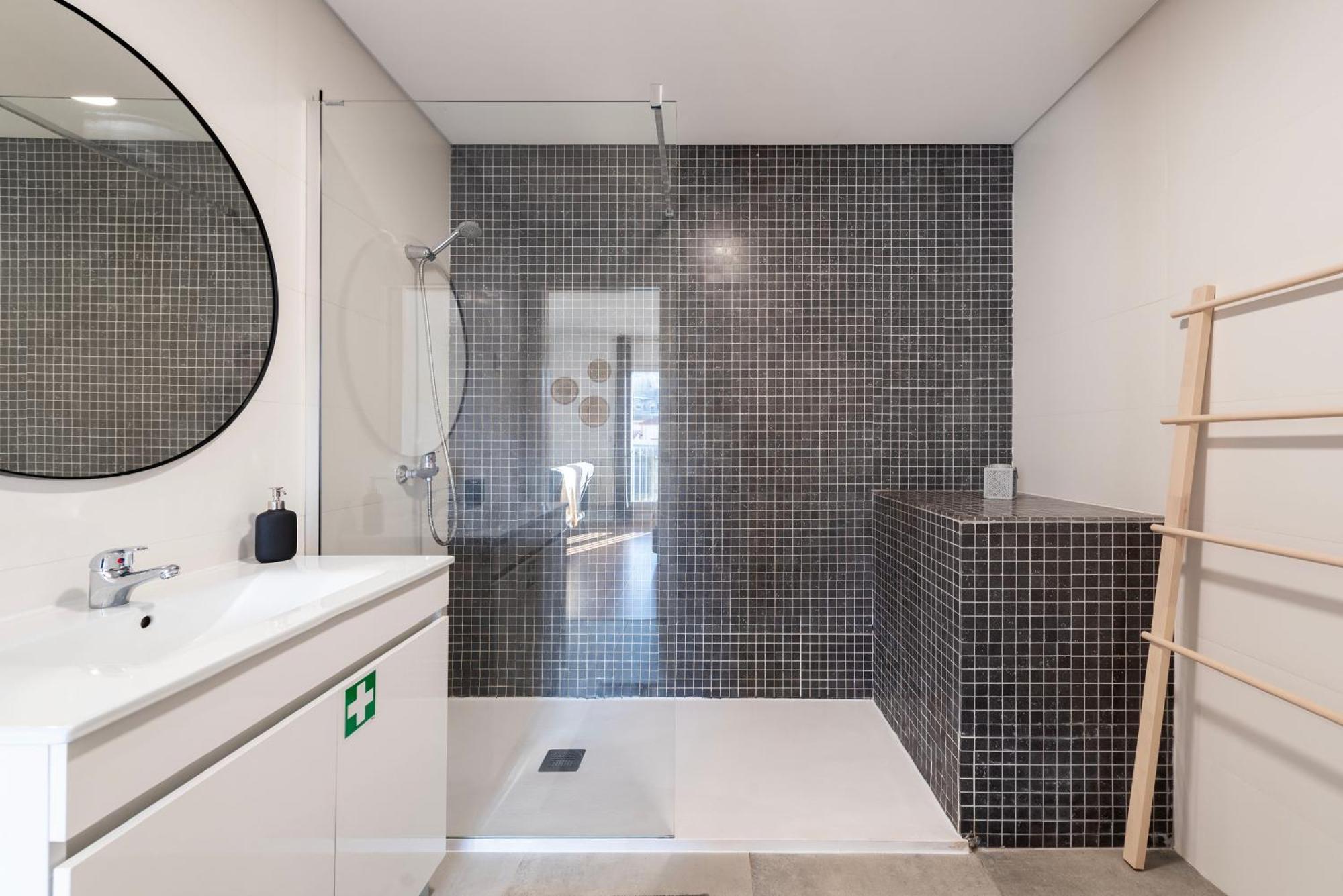Joivy Olimpio Studio In The Heart Of The City Apartment Porto Bagian luar foto