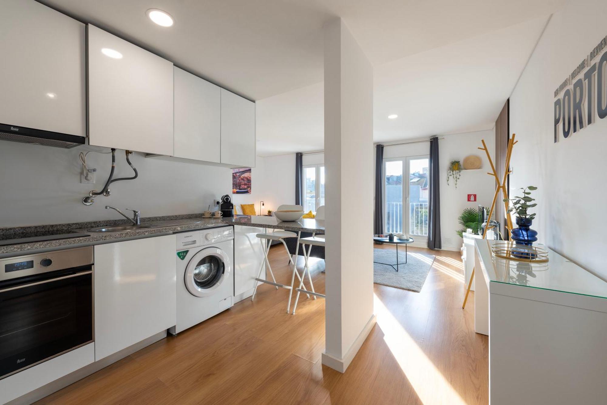 Joivy Olimpio Studio In The Heart Of The City Apartment Porto Bagian luar foto